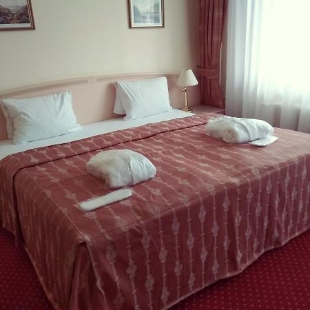 Interhotel Central Κάρλοβι Βάρι Εξωτερικό φωτογραφία
